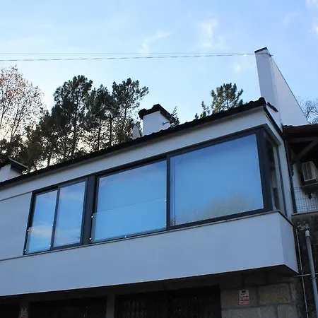 Casa De Bustelo Feriehus Geres